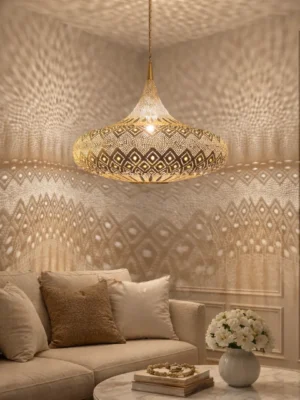 Luminaire Artisanal en Cuivre Massif