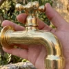 Robinet en Laiton Massif Fait Main